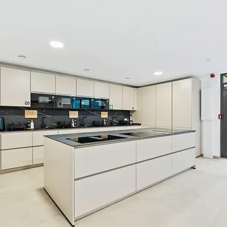 Appartement Premium Coliving For Professionals And Travelers Alike *